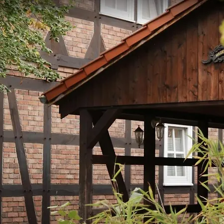 Ute's Fachwerk Homestay *